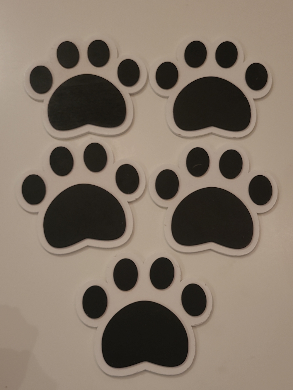 NWT Set Of 5 Black & White Wood Pawprints
